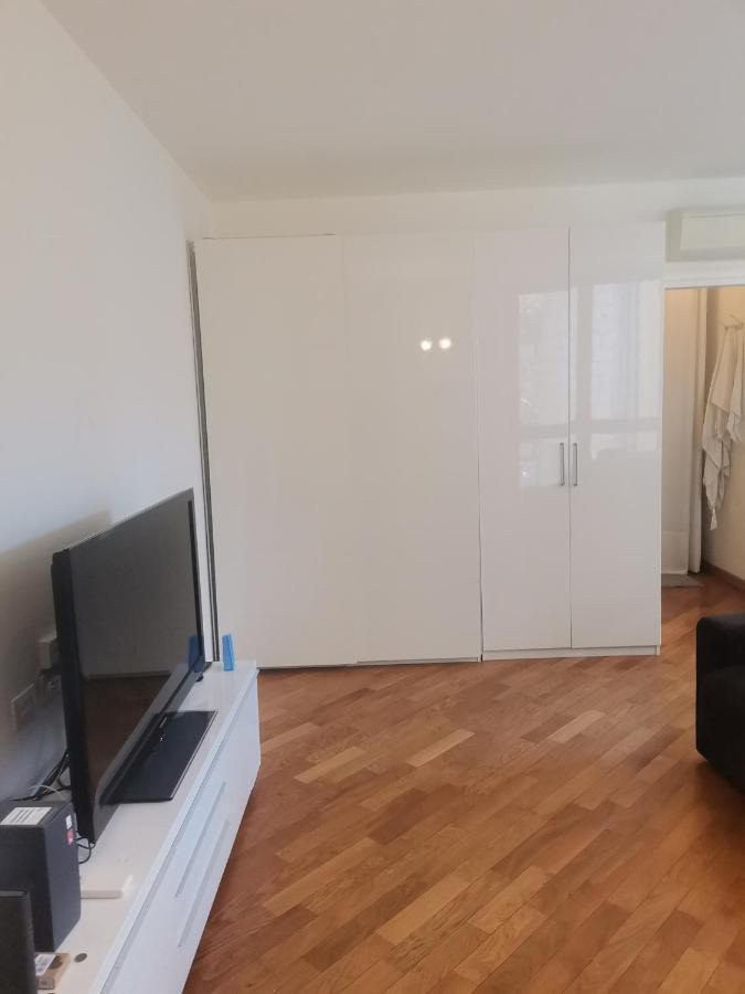 B&B Portello Милан Экстерьер фото